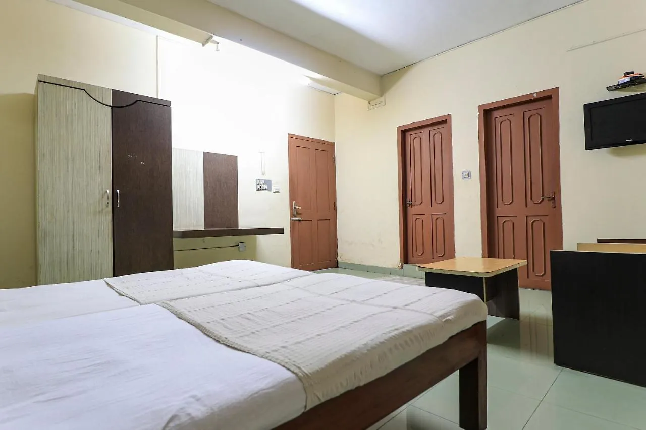 Hotel Spot On 60610 Malabar Tourist Home Kannur