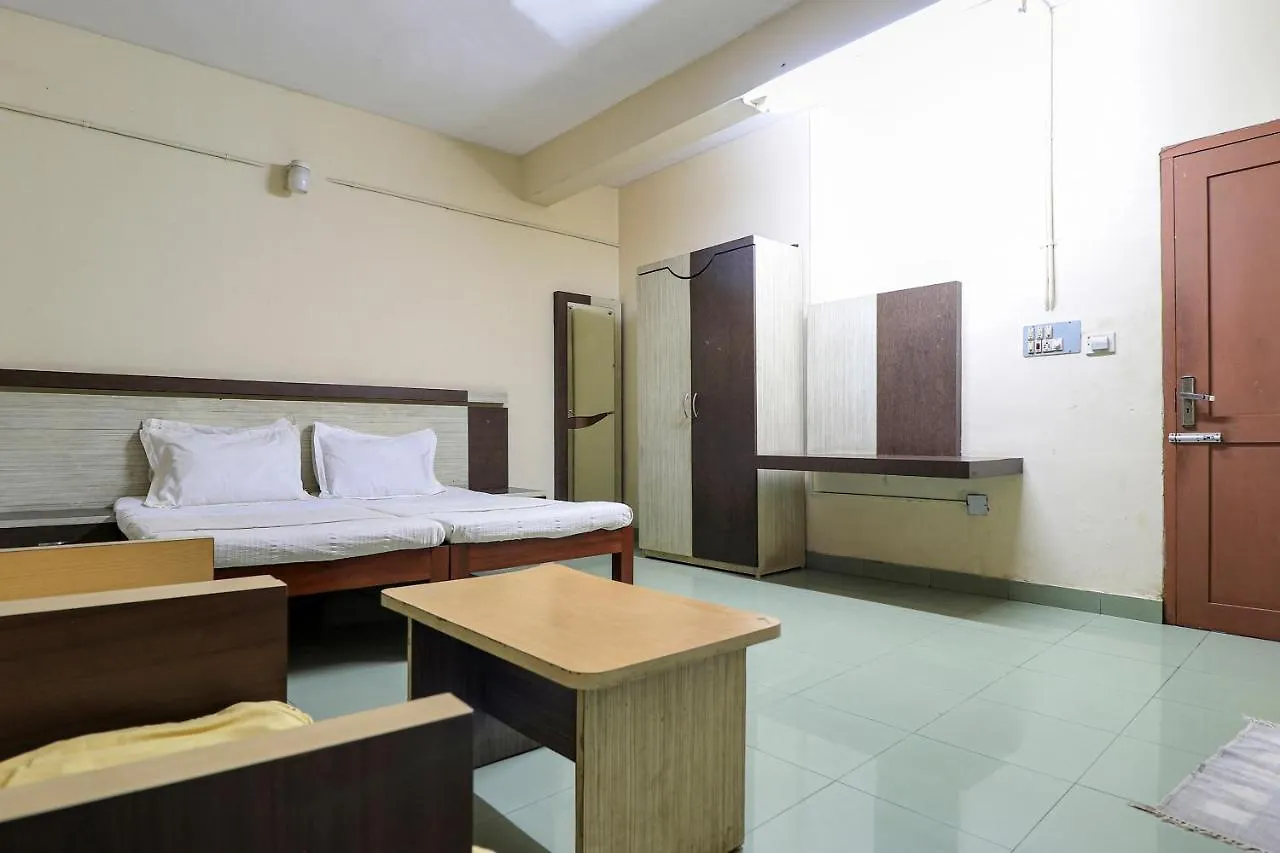 Hotel Spot On 60610 Malabar Tourist Home Kannur
